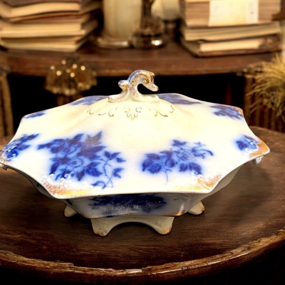 Antique Flow Blue Covered‎ Serving Dish Gold Trim Floral Pattern 10x4